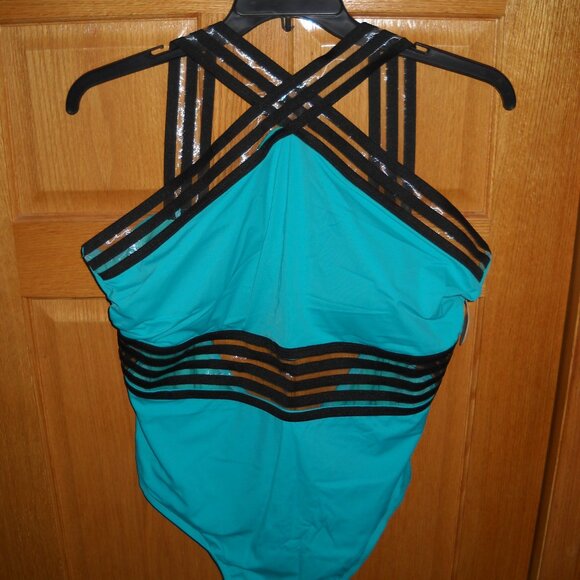 Boutique Plus Swim One Piece Swimsuit in Turquoise - 2X - Picture 1 of 3